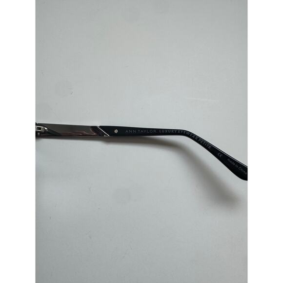 NEW Ann Taylor ATP913 Oval Sunglasses main image 5